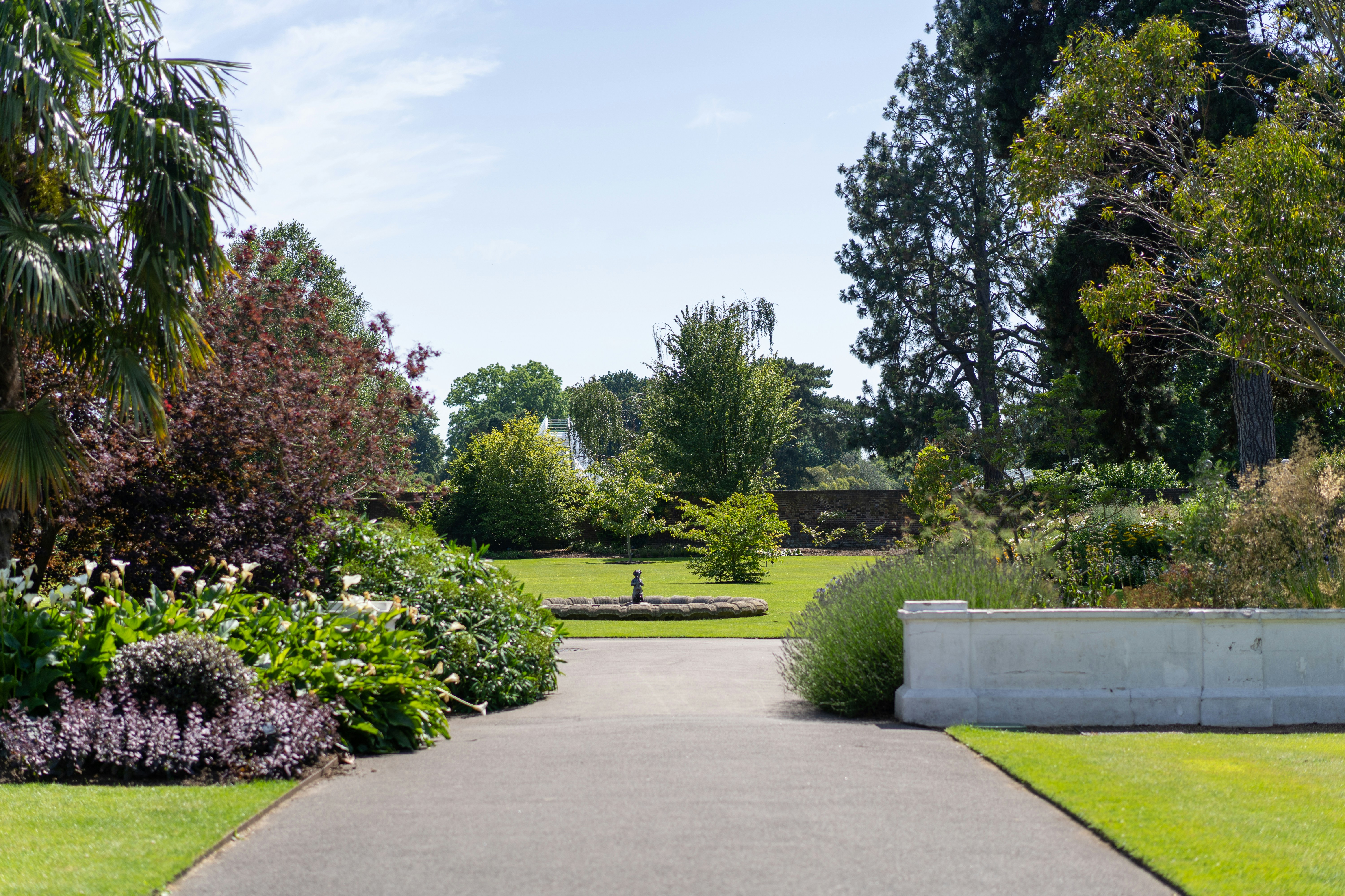 The Garden Villa Façade
